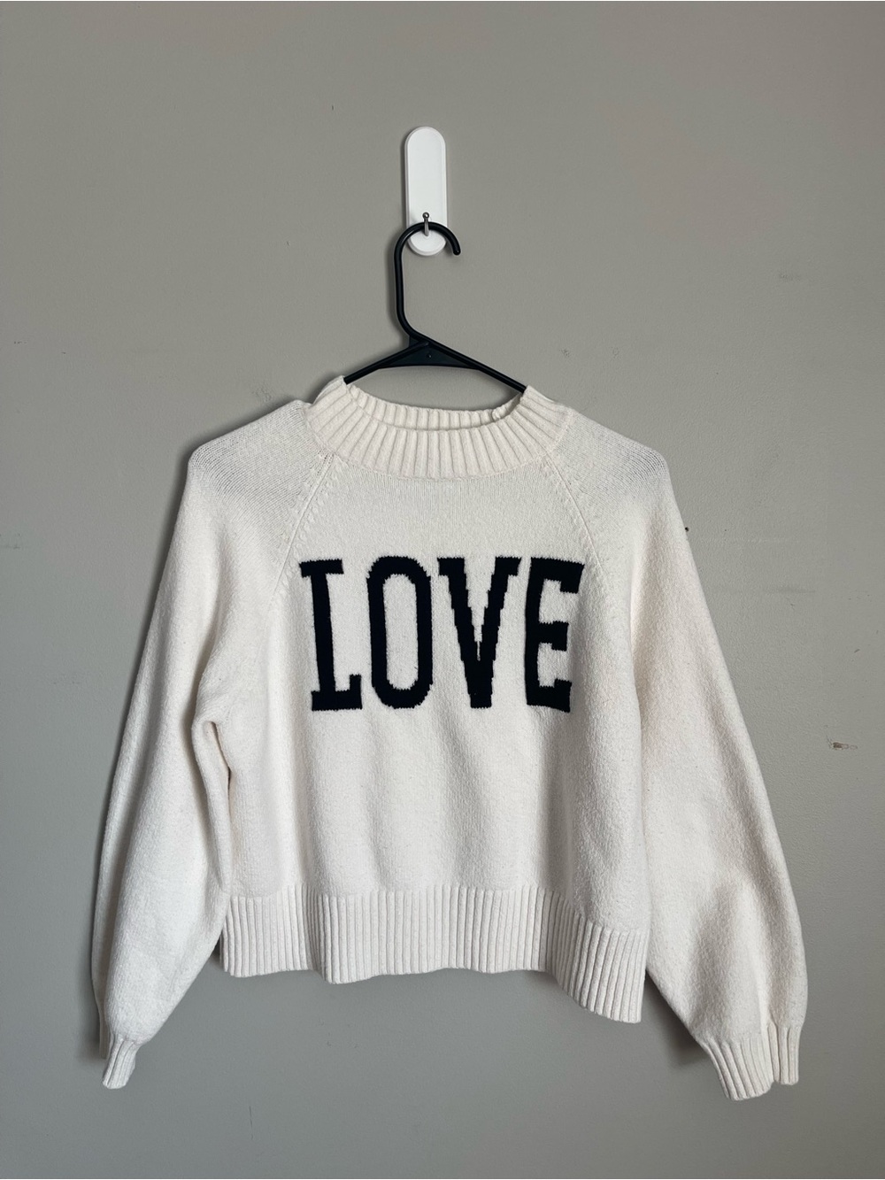 OLD NAVY Off-White LOVE Cropped Knit Sweater Sz SP
